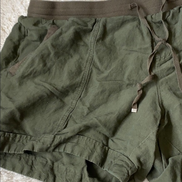 Lane Bryant Cargo Green Shorts - Picture 2 of 6